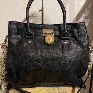 Pre Loved MICHAEL KORS Black Large  Leather Hamilton .